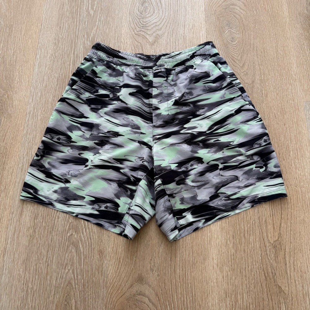Lululemon Pace Breaker Linerless Shorts Mens Small Green‎ Grey Abstract Swirl 7"